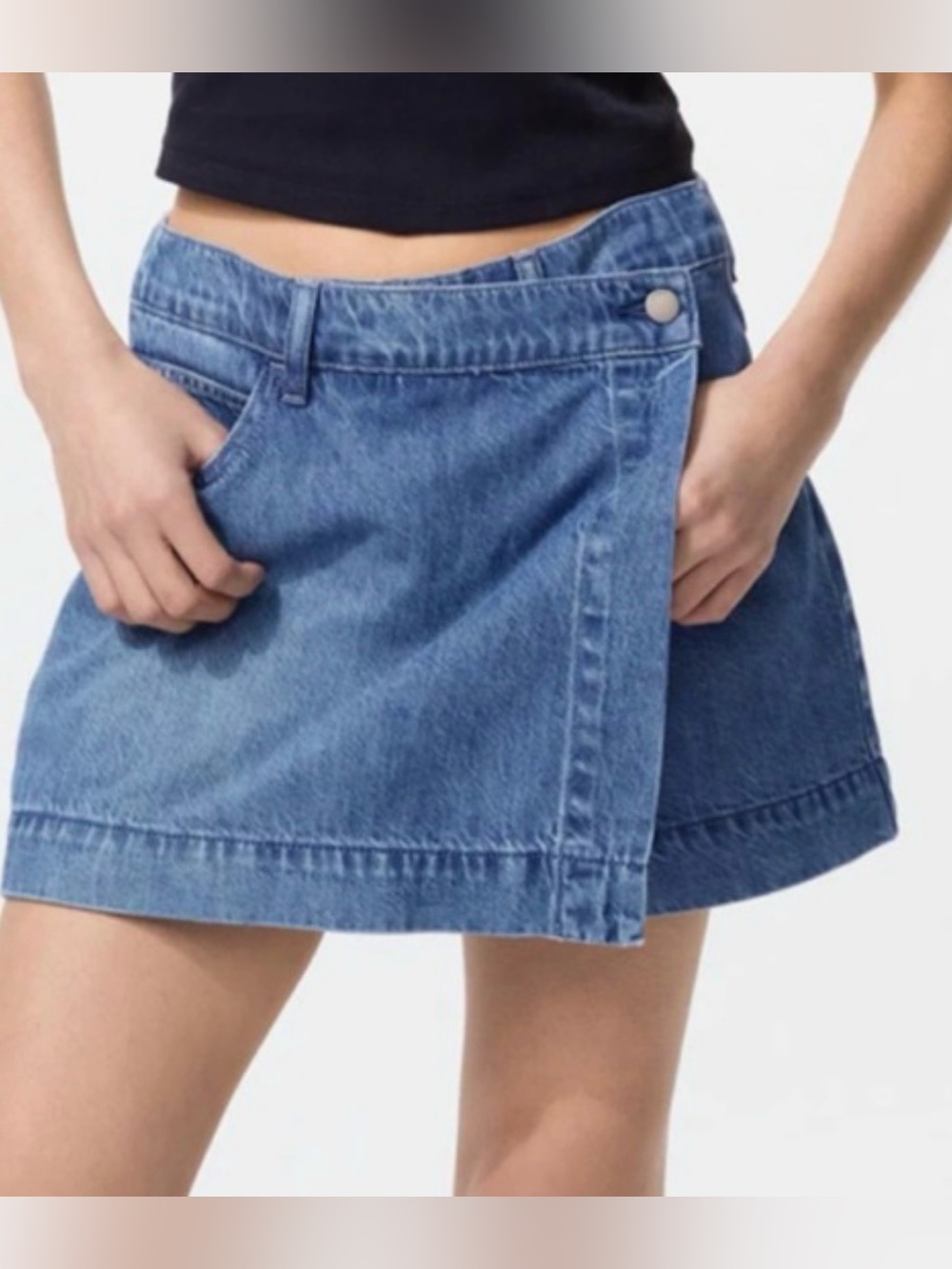 Uniqlo skort